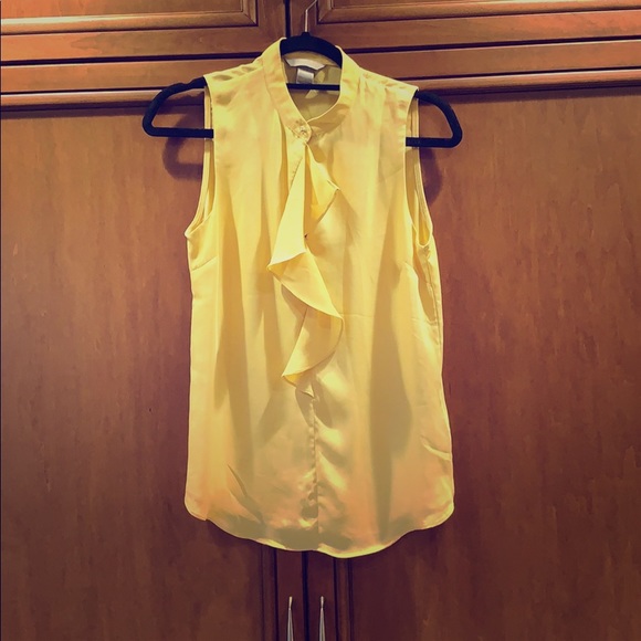 H&M Yellow Ruffle Front Sleeveless Blouse - Picture 2 of 6